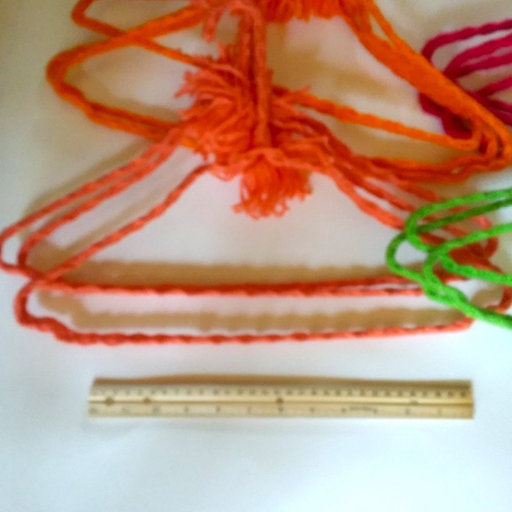 13 VTG 70s Crocheted Hangers Pom Poms Handmade Metal Boho Retro Granny Knit - Picture 5 of 6